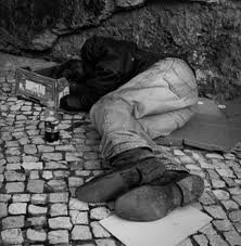 Quase 2 milhões de pessoas em risco de pobreza em 2012