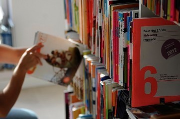 CTT vão transportar gratuitamente manuais escolares em segunda mão