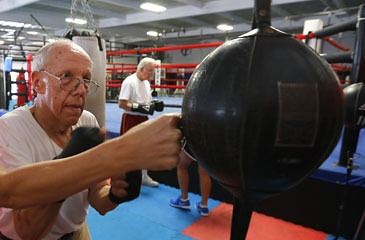 Dois minutos de exercício intenso por semana podem melhorar saúde de idosos