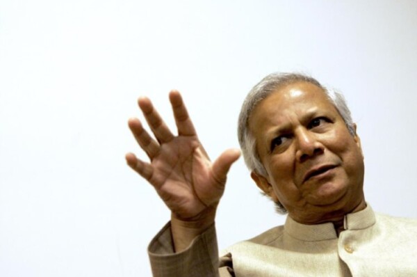 Muhammad Yunus: “A ideia de procurar emprego está errada. É orientar para outro tipo de escravatura”