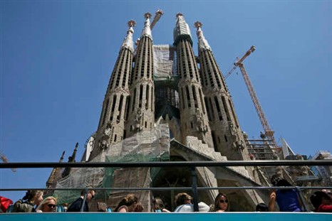 Mendigos de Barcelona usados em esquema de fraude fiscal