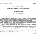  Prorroga o prazo do mandato da Comissão Instaladora da Ordem dos Assistentes Sociais